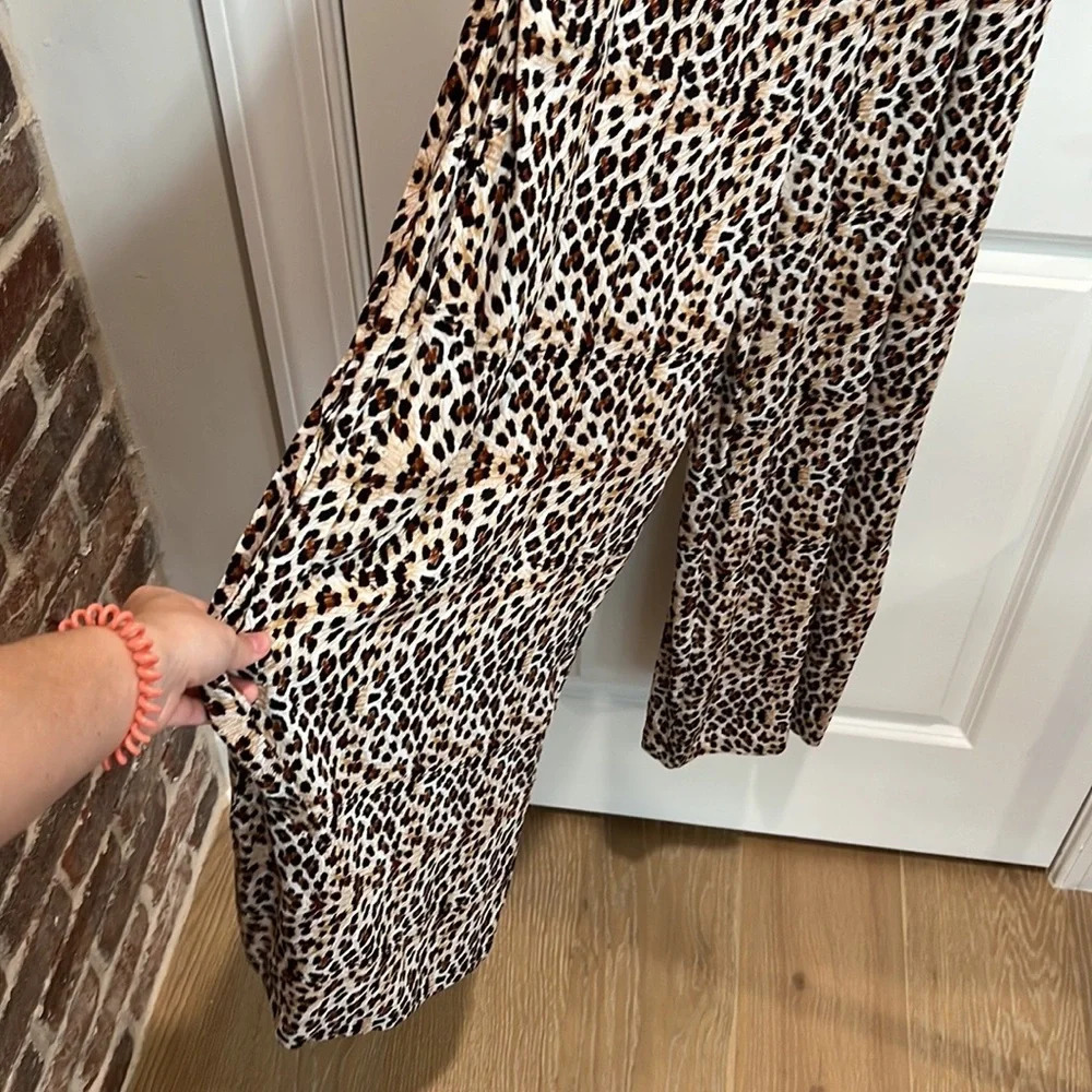 Leopard Print Wide Leg Jumpsuit Strapless Safari Summer Light Women’s Size Small - Picture 3 of 9